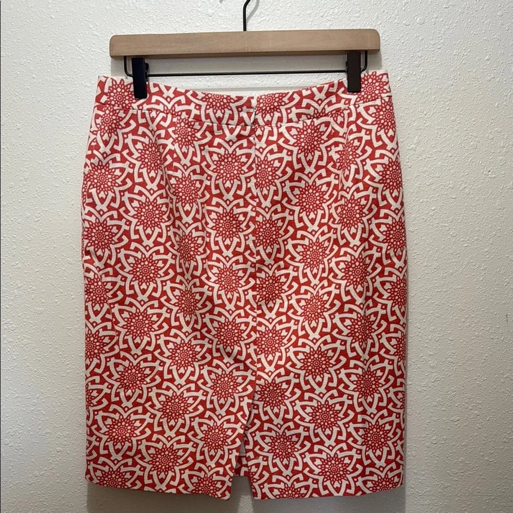 J.Crew Coral and White Patterned Women's Skirt, Size 4